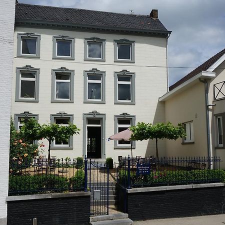 Huis Van Loon Borgloon Luaran gambar