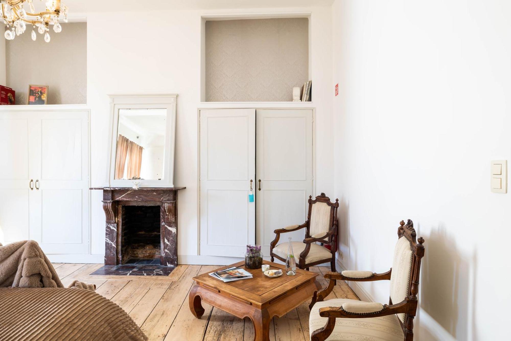Huis Van Loon Borgloon Luaran gambar