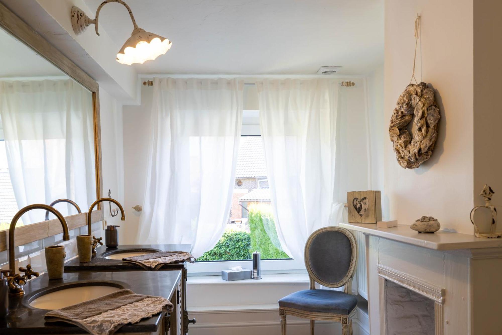 Huis Van Loon Borgloon Luaran gambar