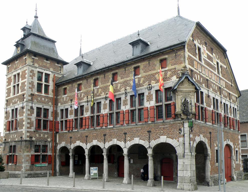 Huis Van Loon Borgloon Luaran gambar